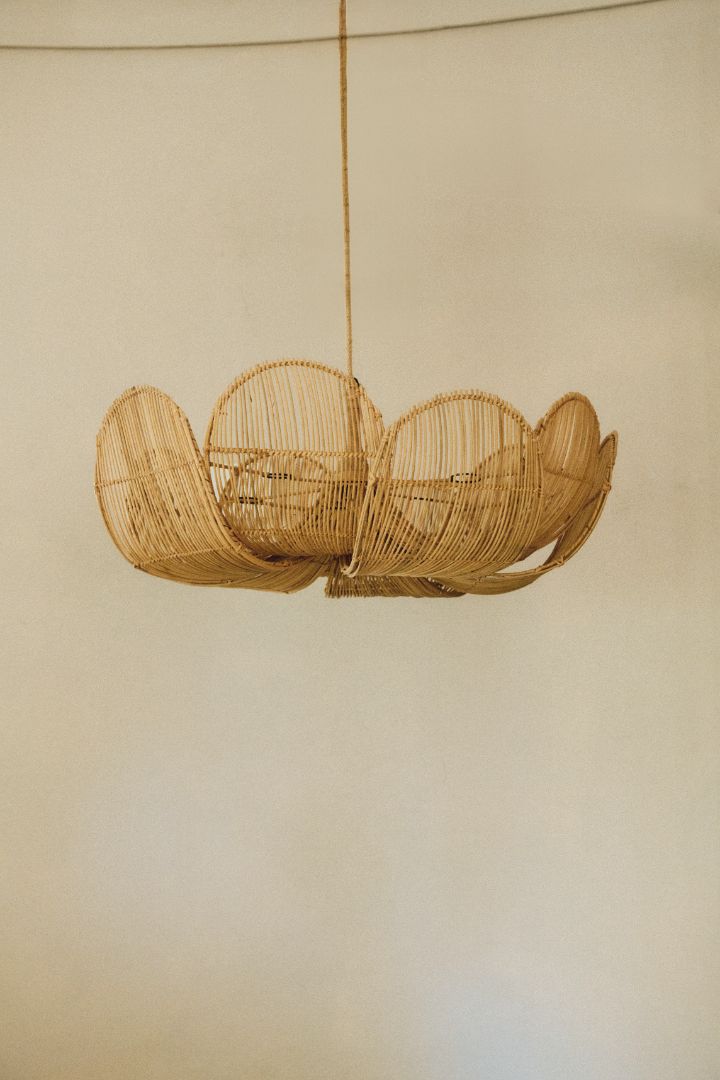 Frangipani pendant lamp M