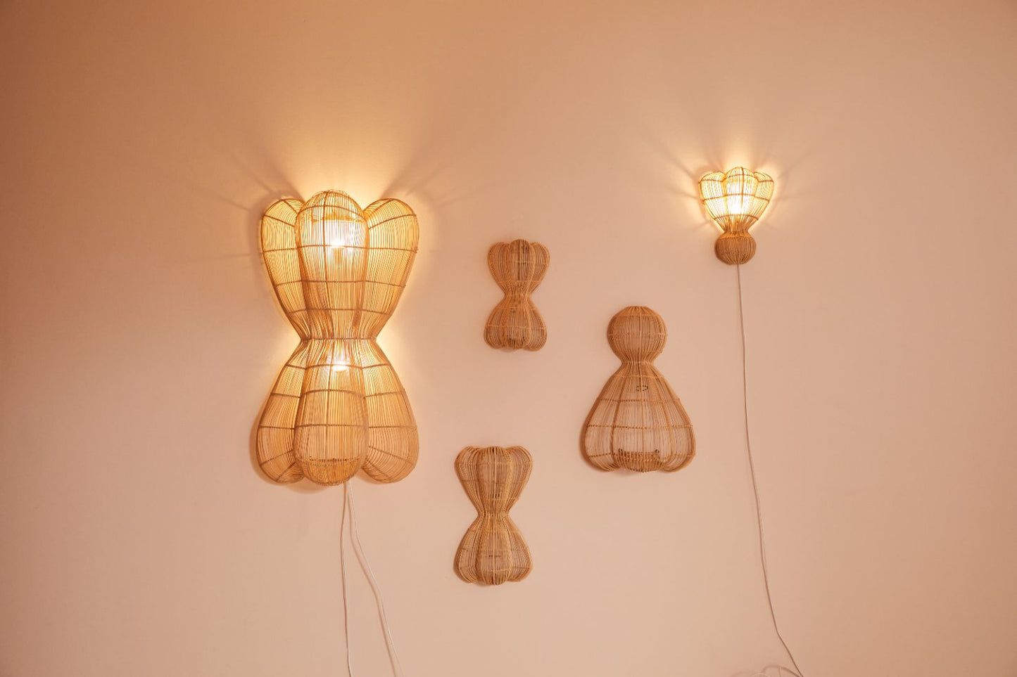 Teo wall lamp