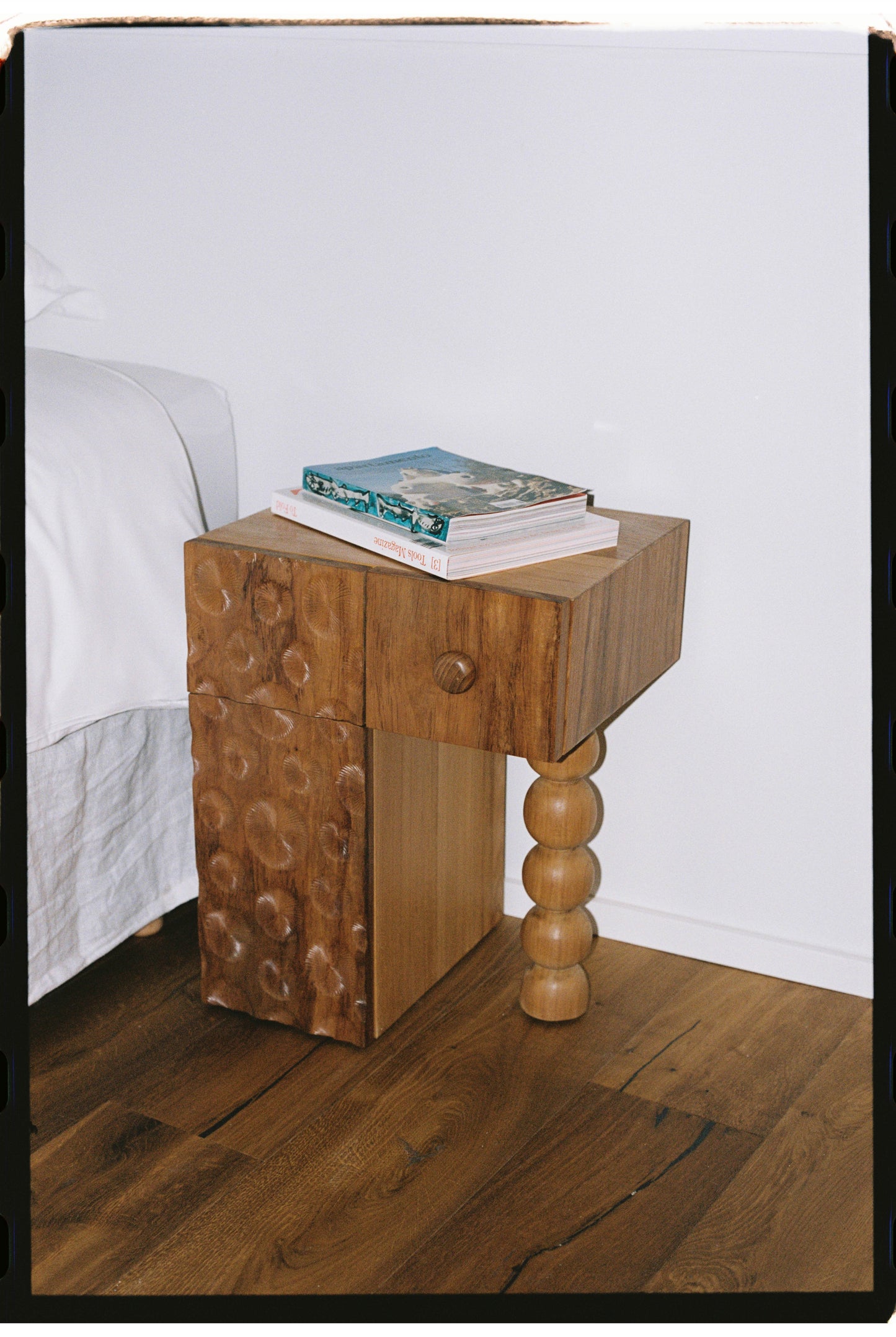 Cordelia side table