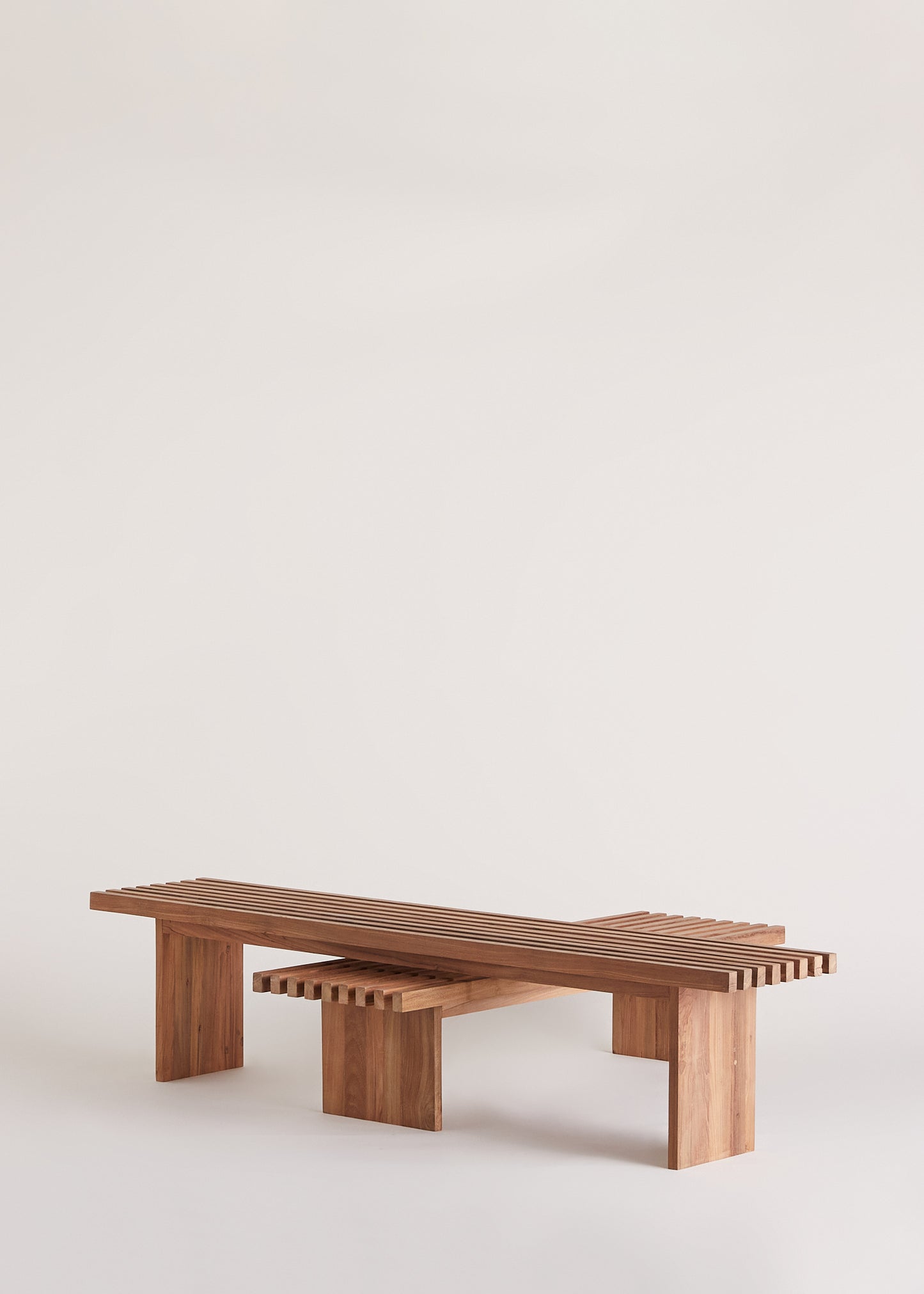 Leon coffee table